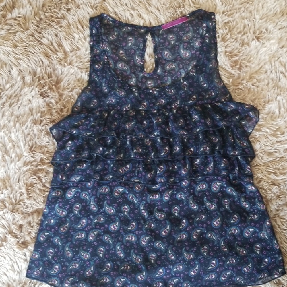 Muscle shirt blouse